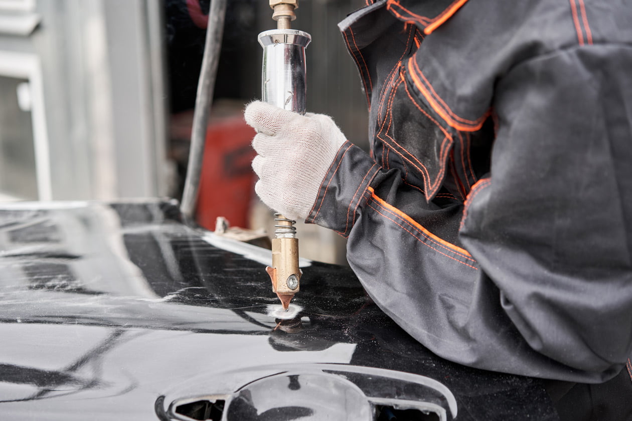 鈑金塗装のイメージ