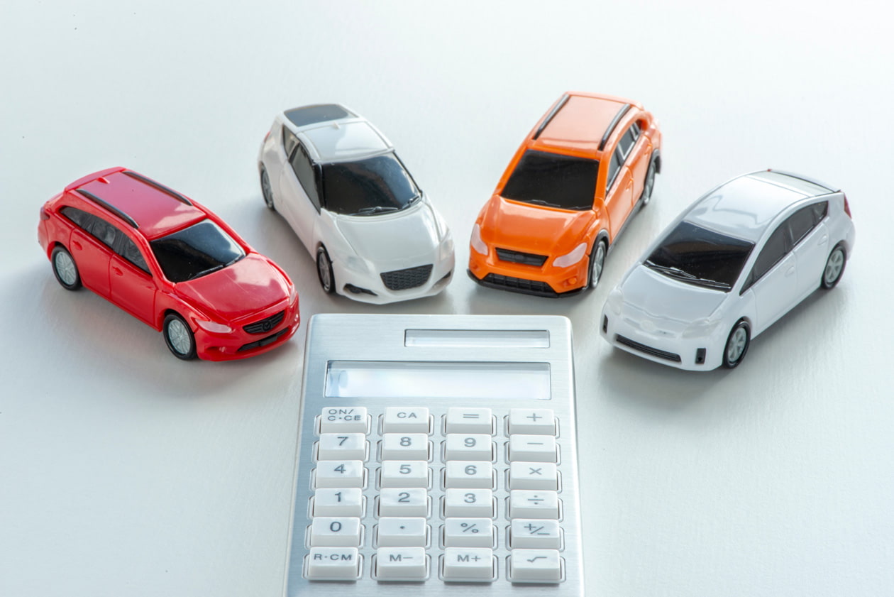 電卓と車